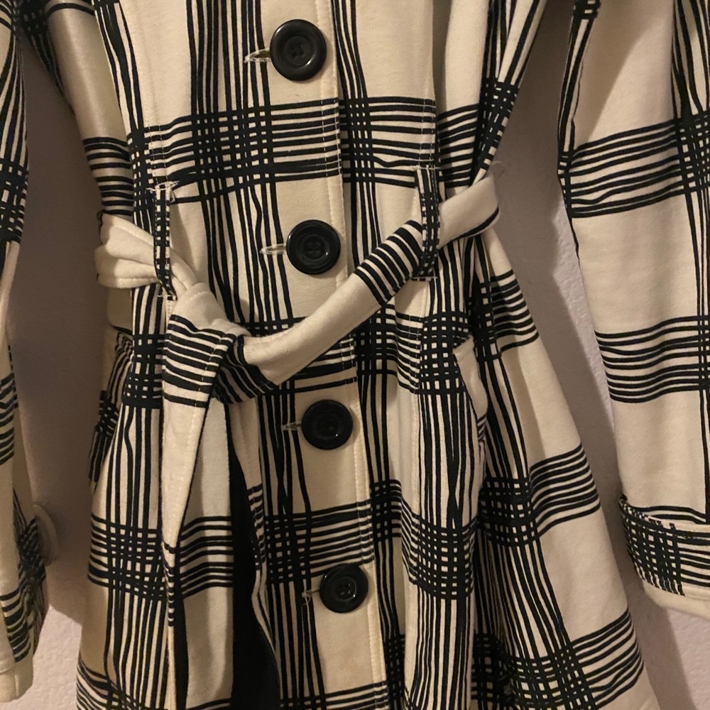 Cream & Black Pea Coat - Picture 4 of 4
